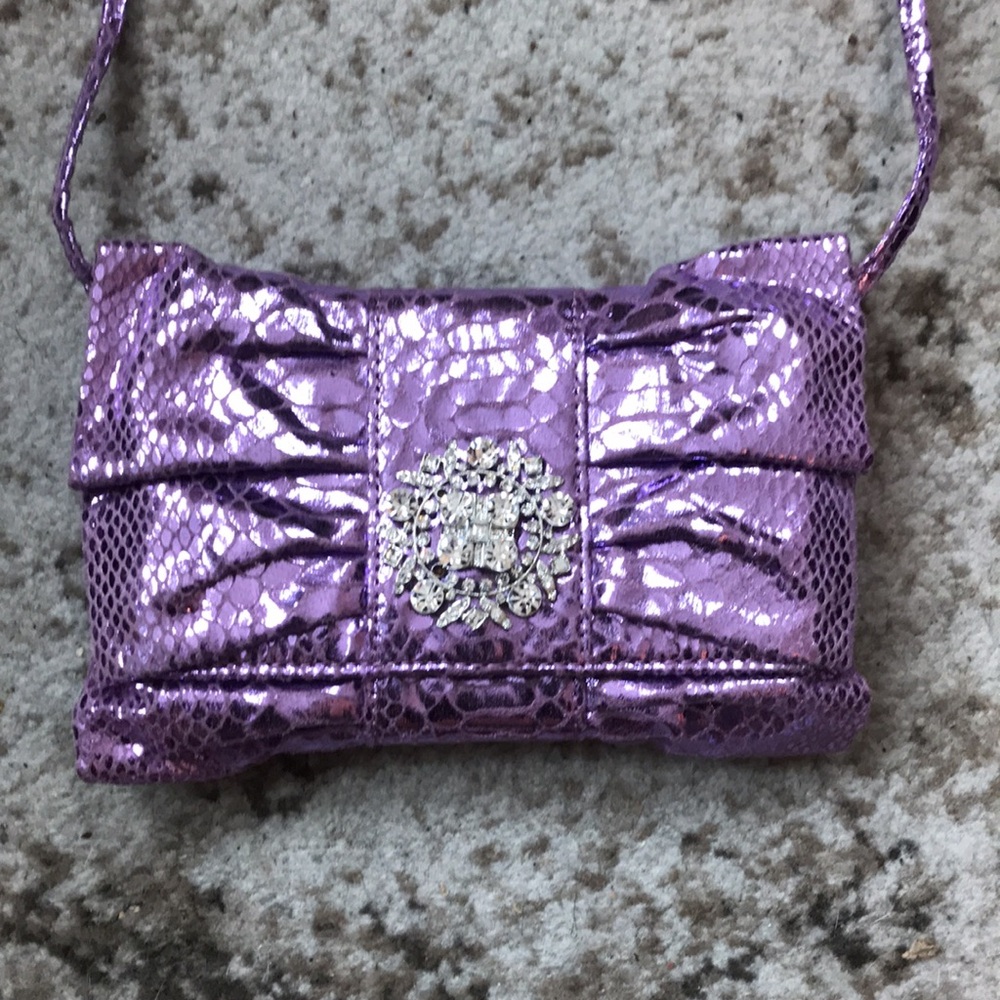 Iman Lavender purple Metallic Snake Embossed Bow Shaped Clutch with Crystal